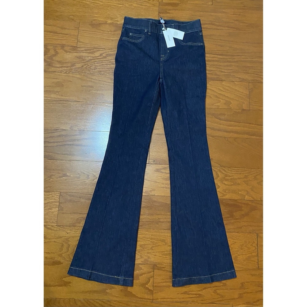 Spanx Denim Flared Raw Indigo Wash Jean's Womens Size Medium‎ Flare 21266R New!